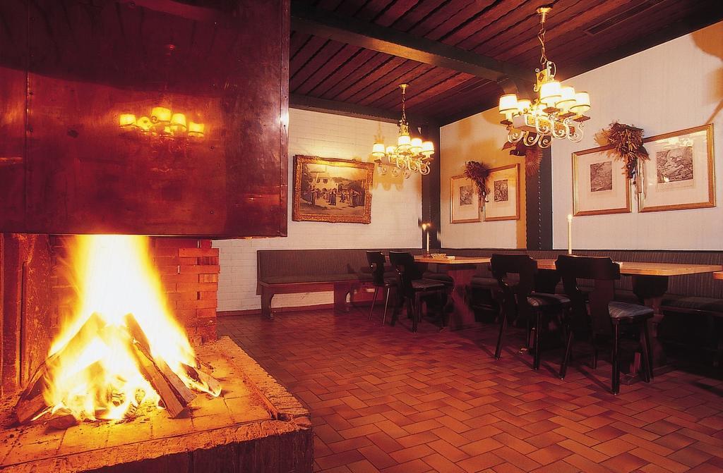 Hotel Hubertushof Lichtenau  Restaurant foto